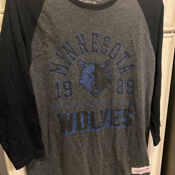 COPY - Mitchell & Ness  Vintage 1989 MINNESOTA TIMBERWOLVES  T-SHIRT M - Picture 1 of 13